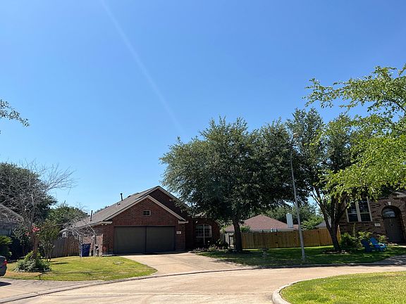 4th image of 32510 Debbie Ln