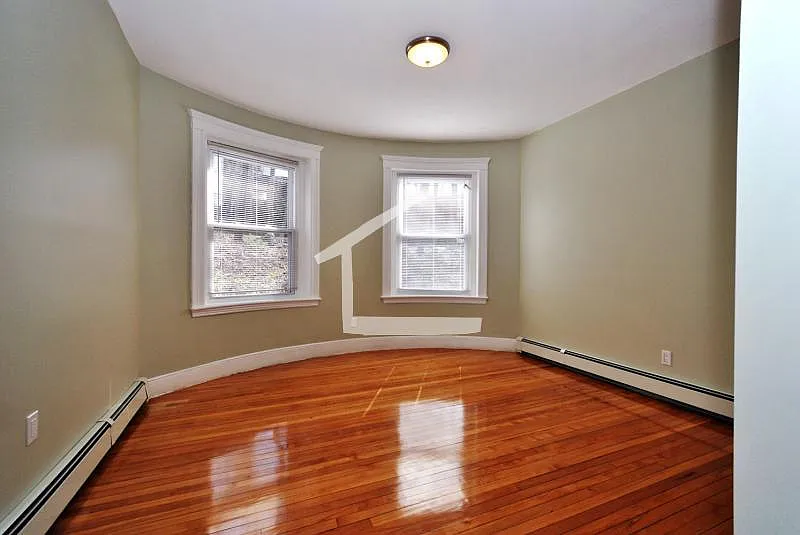 168 Winthrop Rd #2