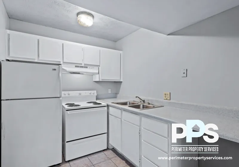 1 bed, 1.0 bath, 500 sqft, $899 — Photo 3
