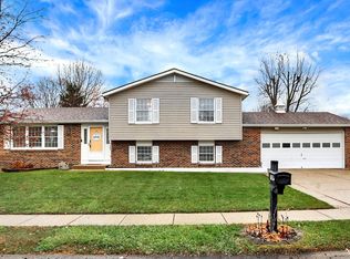 7705 Snowflake Dr, Indianapolis, IN