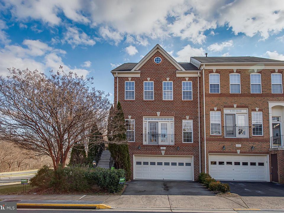 1st image of 22000 Avonworth Sq
