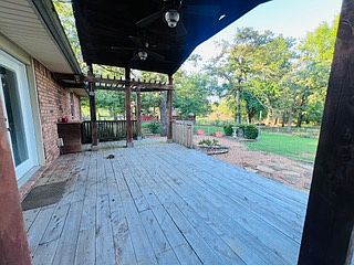 4th image of 276 Emery Ln
