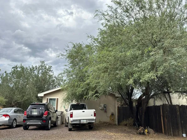 34580 S Albins St, Black Canyon City, AZ 85324
