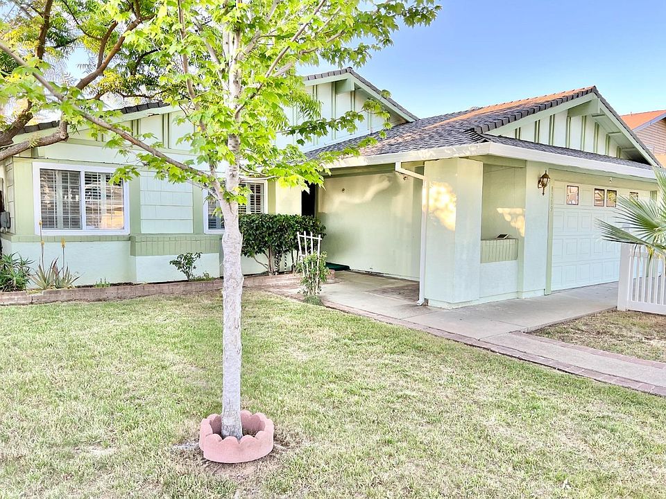 1st image of 8209 Canyon Oak Dr