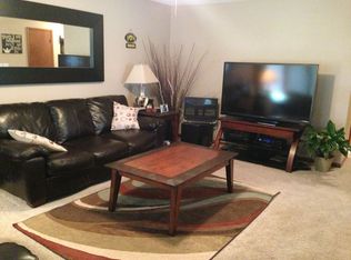 408 25th St SW, Mason City, IA 50401