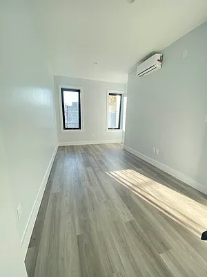 Rented by Lang Realty LLC | media 12