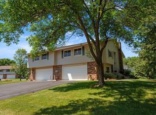 8404 W 97 1/2 St, Bloomington, MN 55438