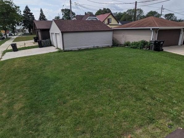 3675 E Hammond Ave, Cudahy, WI 53110