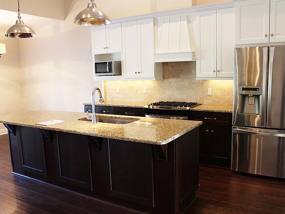 4th image of 108 Clopton Ct