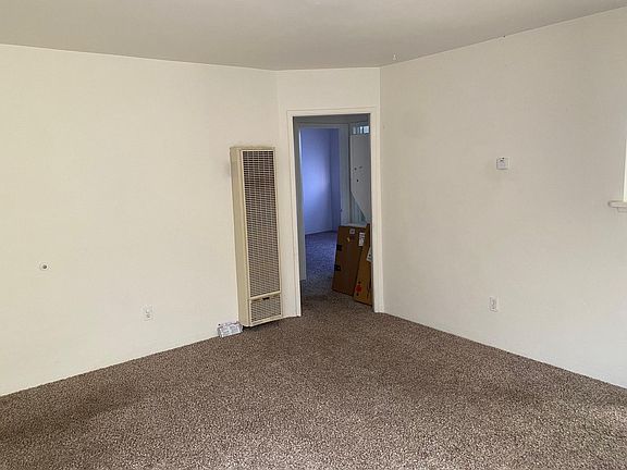 5th image of 4638 Hamilton St