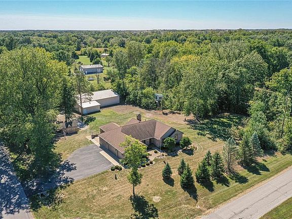 3rd image of 1490 N County Road 475 E