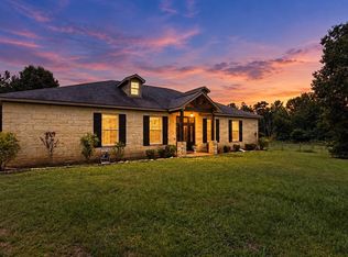 637 County Road 151, Carthage, TX 75633