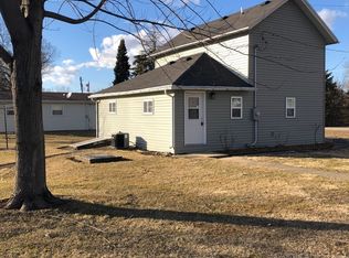205 S 5th St, Hennepin, IL 61327