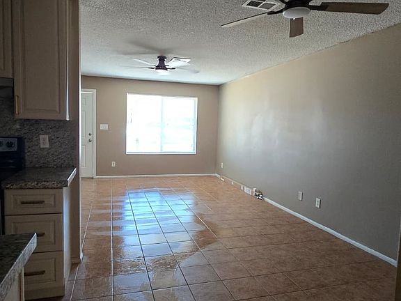 3rd image of 8437 W Roma Ave