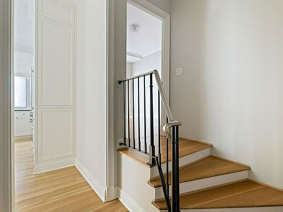 4th image of 106 Central Park S APT 3D