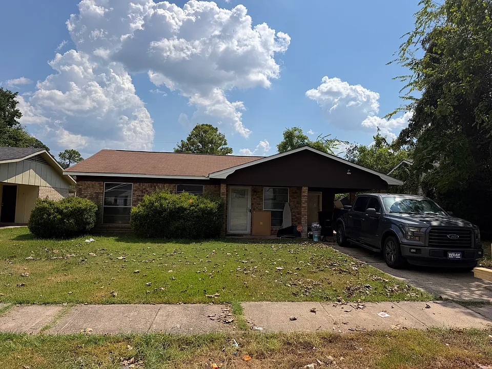 4834 Camellia Ln