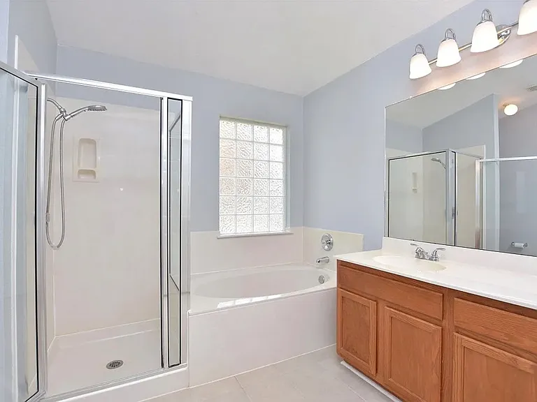 17518 Port Hood Dr — Photo 9