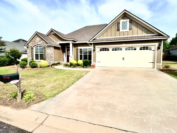 5113 Abbott Cir, Hahira, GA 31632