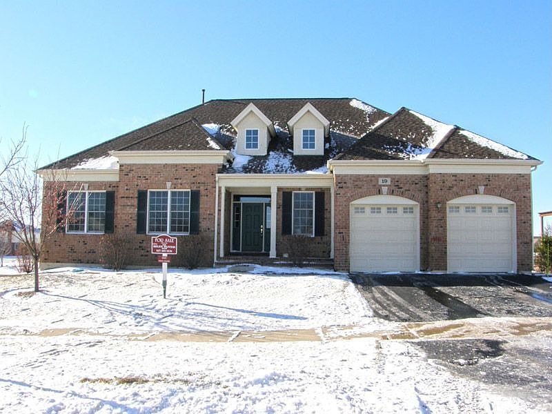 Front View of Brick Ranch Home
