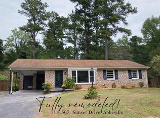 507 Sunset Dr, Abbeville, SC 29620