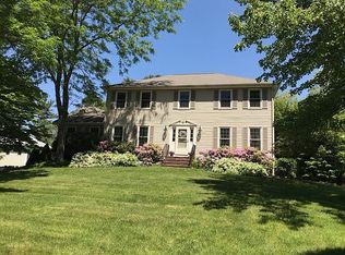 3 Parthenon Cir, Andover, MA 01810
