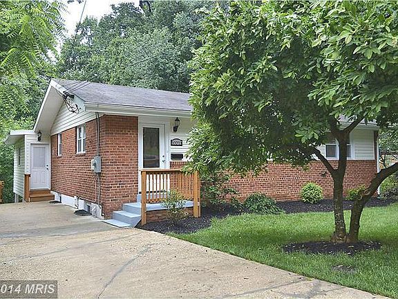 2nd image of 10213 Stratford Ave