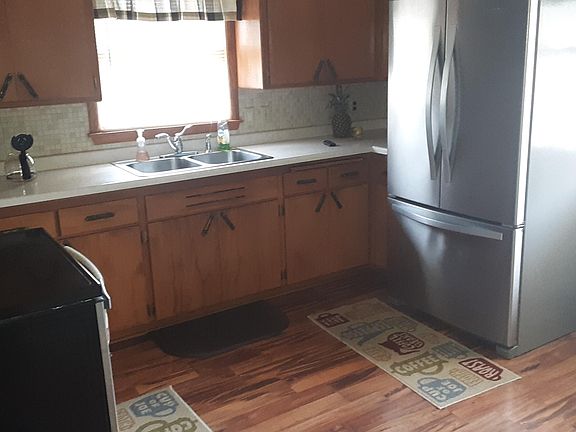 4th image of 1829 W Bolivar Ave #1829A