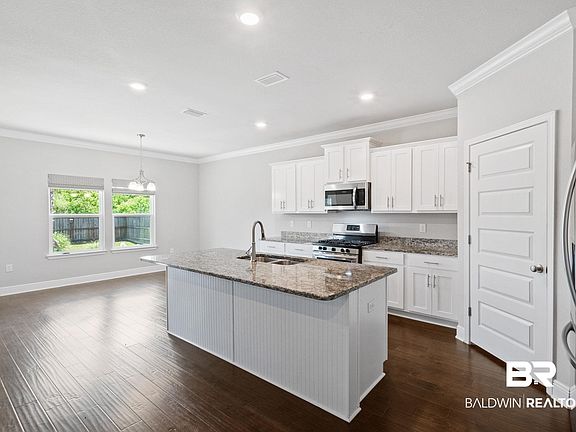 5th image of 4216 Inverness Cir