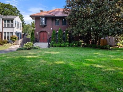 7061 Westmoreland Dr, Saint Louis, MO, 63130