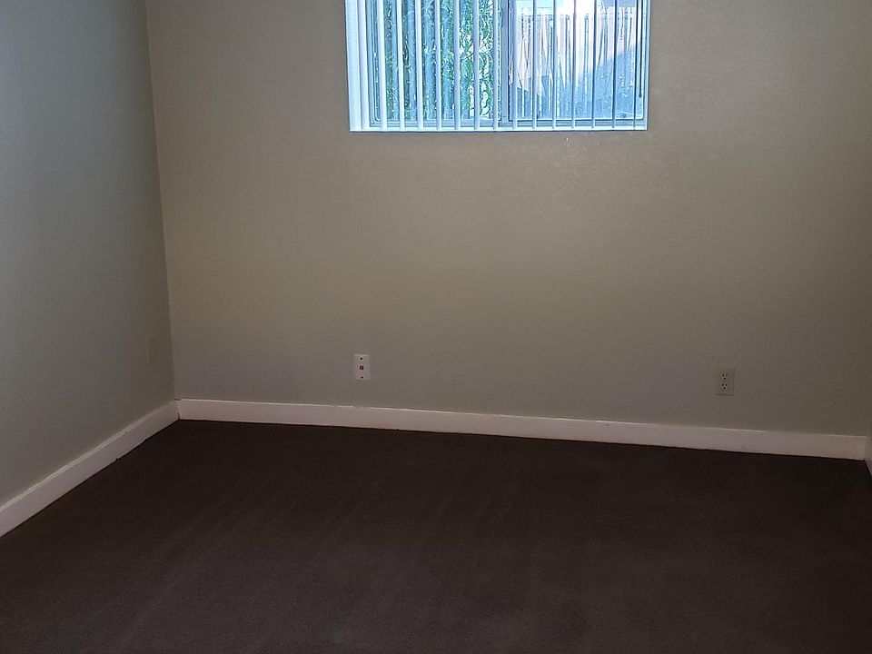 1st image of 1926 101st Ave #1