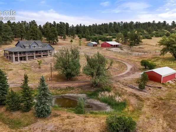 9610 S Perry Park Rd, Larkspur, CO 80118