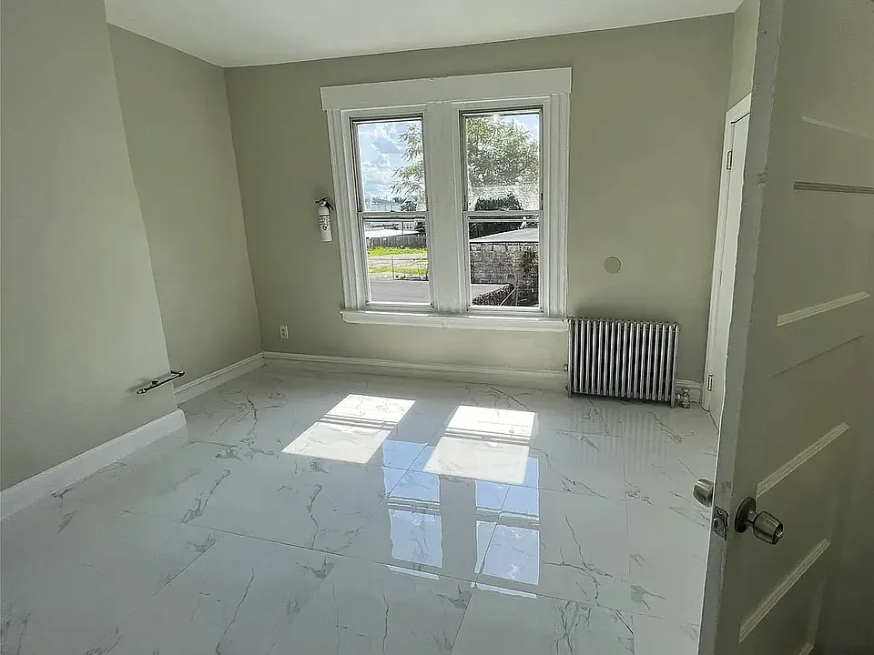 145 Elm St #2