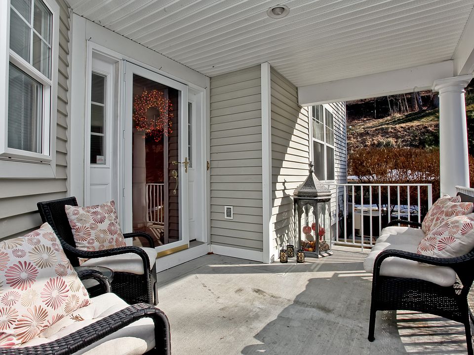 1st image of 69 Briarbrook Dr #69