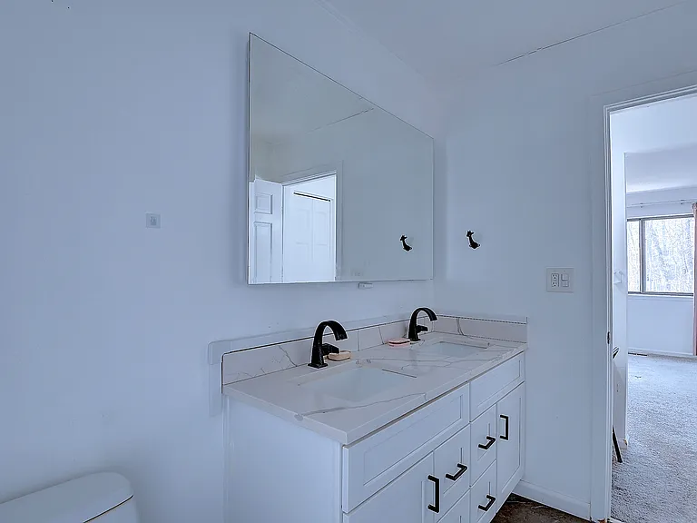 32 Farmington Chase Cres #32 — Photo 6