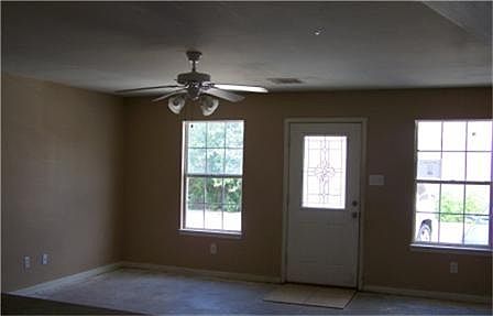 2nd image of 1511 Stone Village Dr