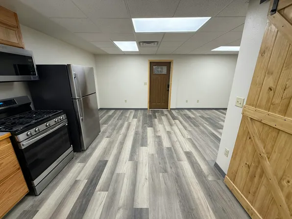 211 Bank St #2, Sweet Grass, MT 59484