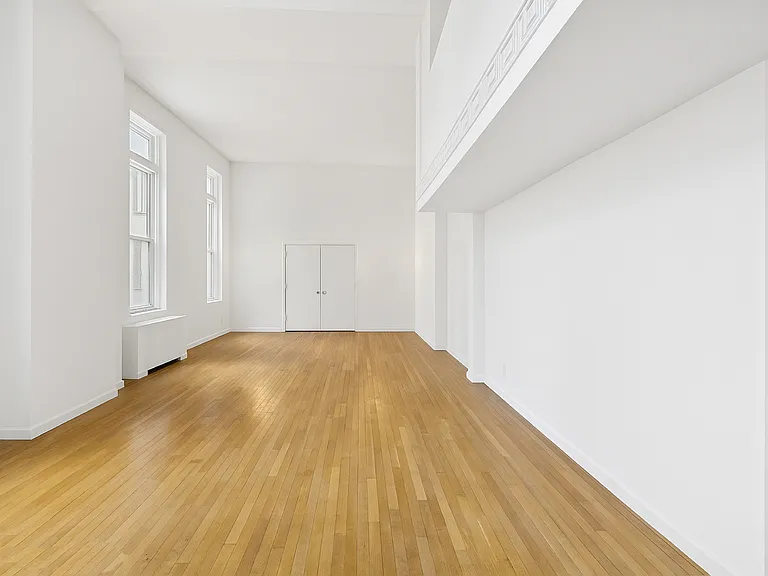 240 Centre St #3B — Photo 12