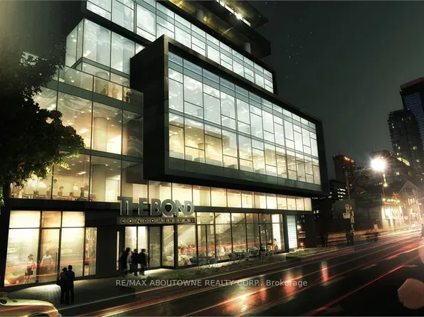 290 Adelaide St W #802, Toronto, ON M5V 1N1