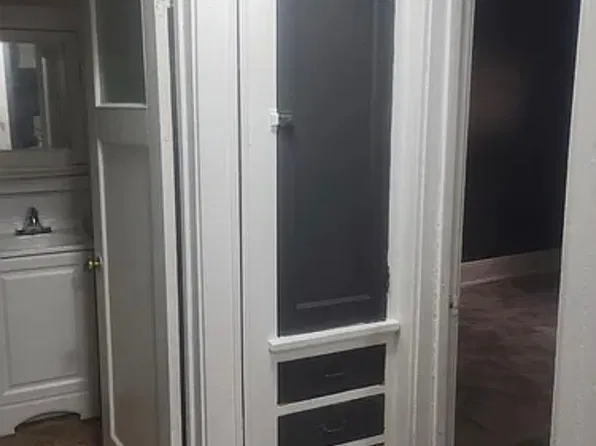 Affordable 1BR Apartment in Milwaukee, 1720 W Atkinson Ave, Milwaukee, WI 53206