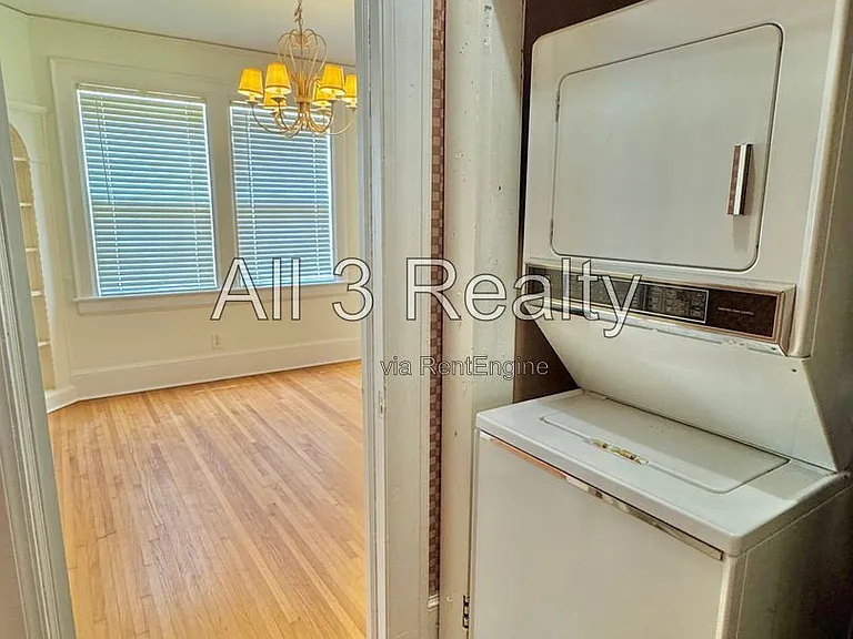 3417 Wellington Rd — Photo 32