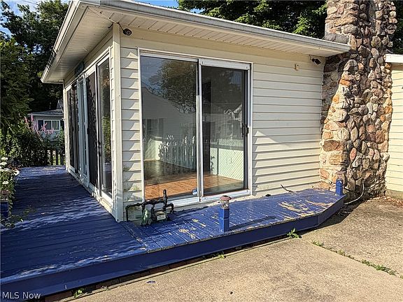 2nd image of 2033 Highland Ave