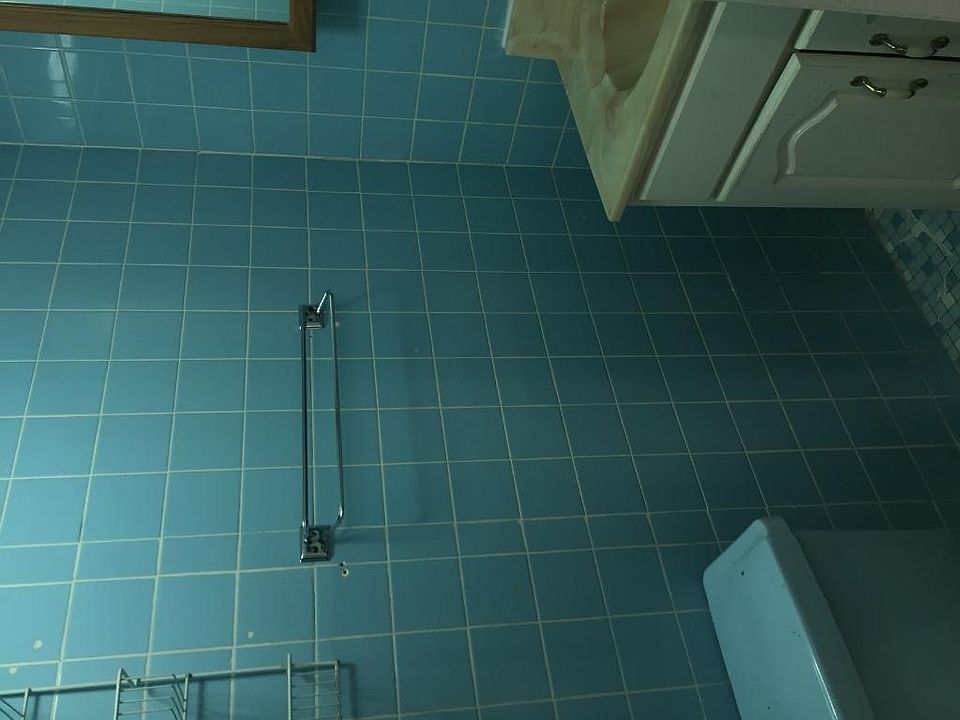 2nd image of 3712 61st St APT 2F