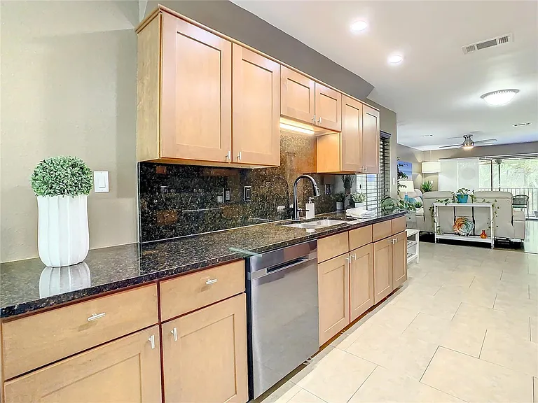 7300 Sunshine Skyway Ln S #201 — Photo 9