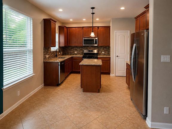 4th image of 119 Paul Azinger Dr