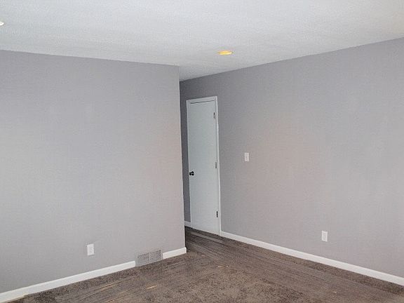 5th image of 2707 Bucknell Dr