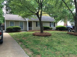 6622 Park Hickory Dr, Charlotte, NC 28227