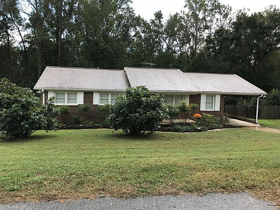 3rd image of 612 Creighton Dr