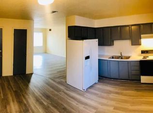 5126 NW Radial Hwy APT 9, Omaha, NE 68104