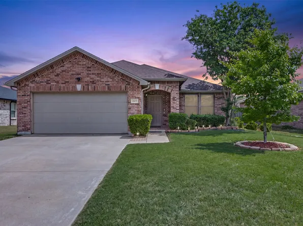 8805 Irish Bend Dr, Fort Worth, TX 76123