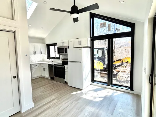 47A Barney Hill Rd, Wayland, MA 01778